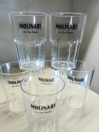 Set 4 Bicchieri in Plastica Trasparente