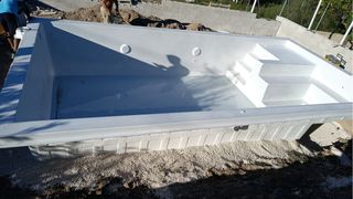 Piscinas de poliéster