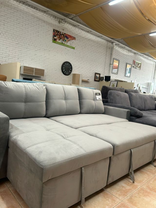 Sofá chaise longue gris NUEVO con arcón