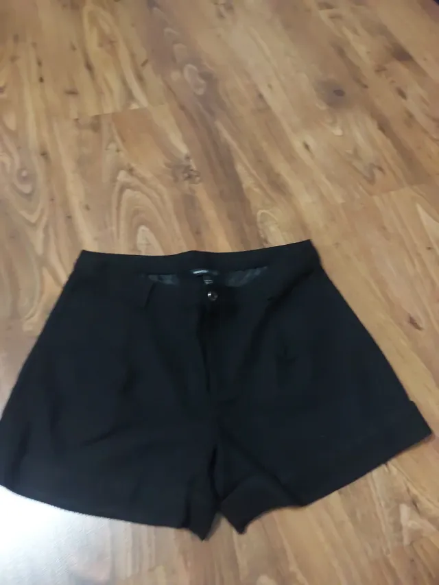 Pantalón corto de paño negro