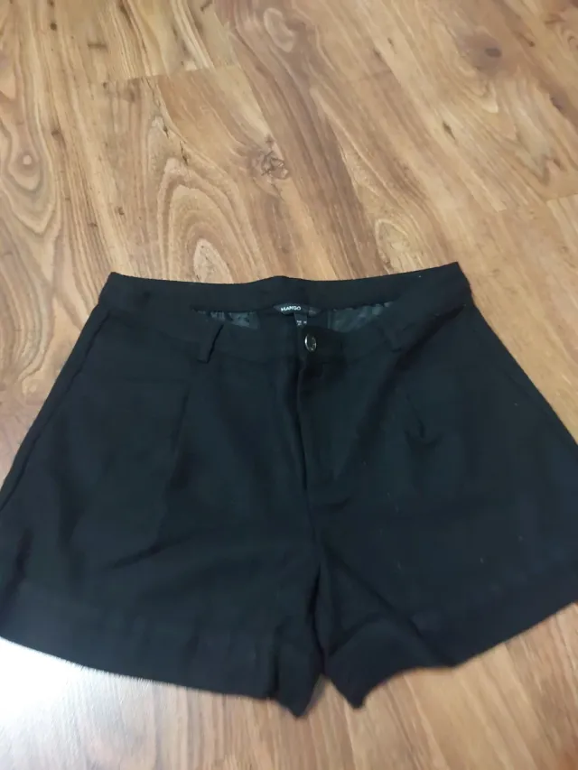 Pantalón corto de paño negro