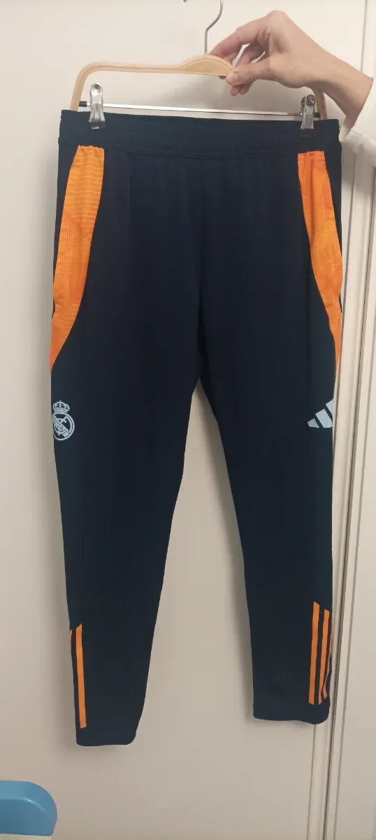 Chándal oficial Real Madrid