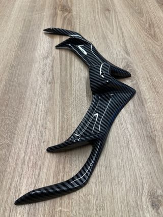 Alerón moto fibra de carbono