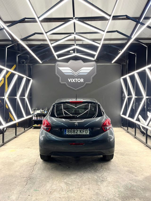 Peugeot 208 1.2 PureTech Style 82