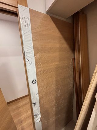 Puerta Roble Miel Berna CG 82,5