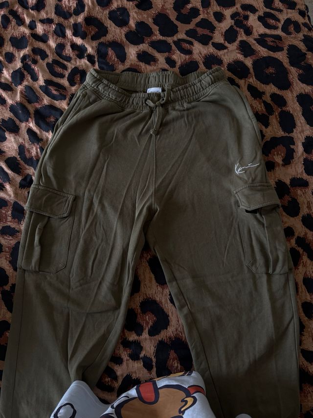 Pantalón chándal Kani cargo verde militar