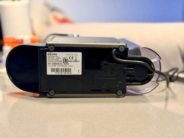 Cafetera Nespresso Krups Pixie Titan