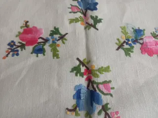 Colcha lino bordada mano lagarterana