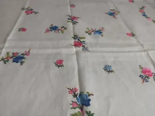 Colcha lino bordada mano lagarterana