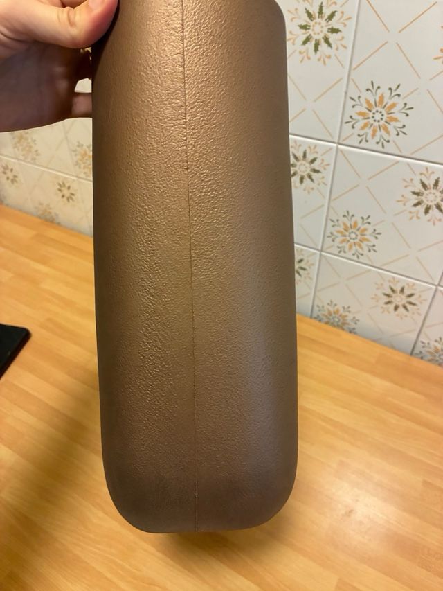 Borsa O bag marrone bronzo con manici neri