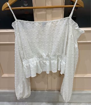Blusa blanca crop top manga larga