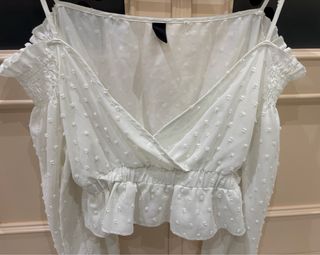 Blusa blanca crop top manga larga