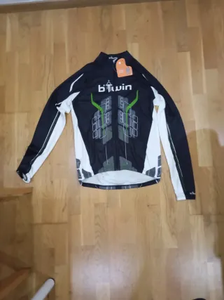 Conjunto Ciclismo B'Twin Negro y Blanco