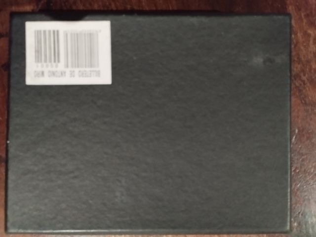 2 cajas carteras Miguel Bellido+Antonio Miró vacia