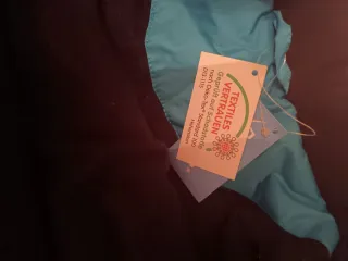 Traje de esquí negro y azul talla XL