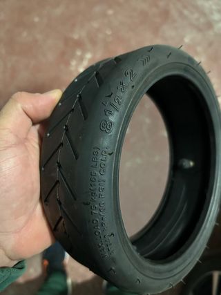 Rueda 8 1/2 x 2 para patinete eléctrico