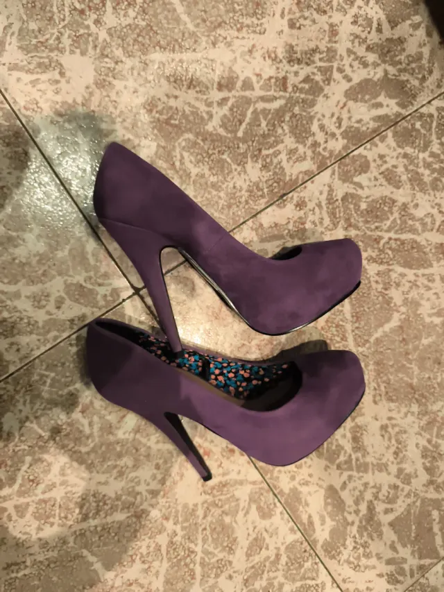 Zapatos tacón ante morado talla 36