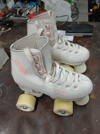 Patines Oxelo 4 ruedas niña Talla 31