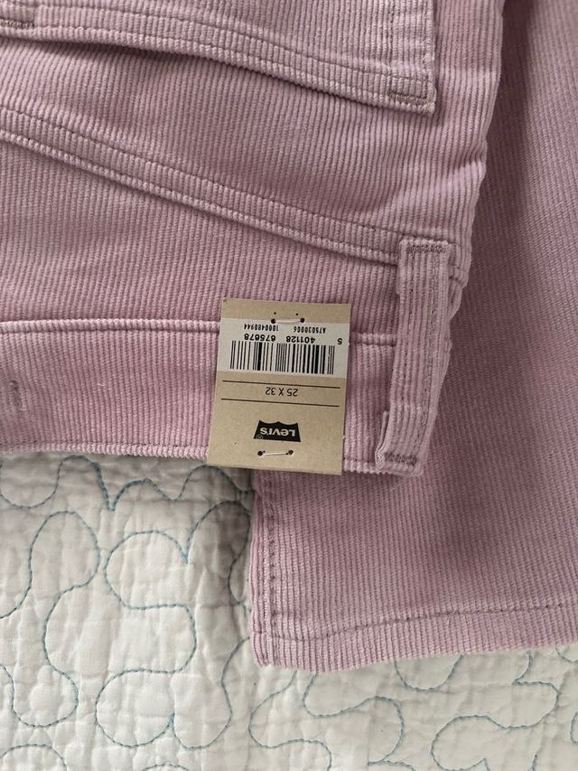 Pantalón Levi's Rosa Ribcage