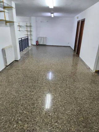 SE ALQUILA LOCAL COMERCIAL EN SAN JULIÁN