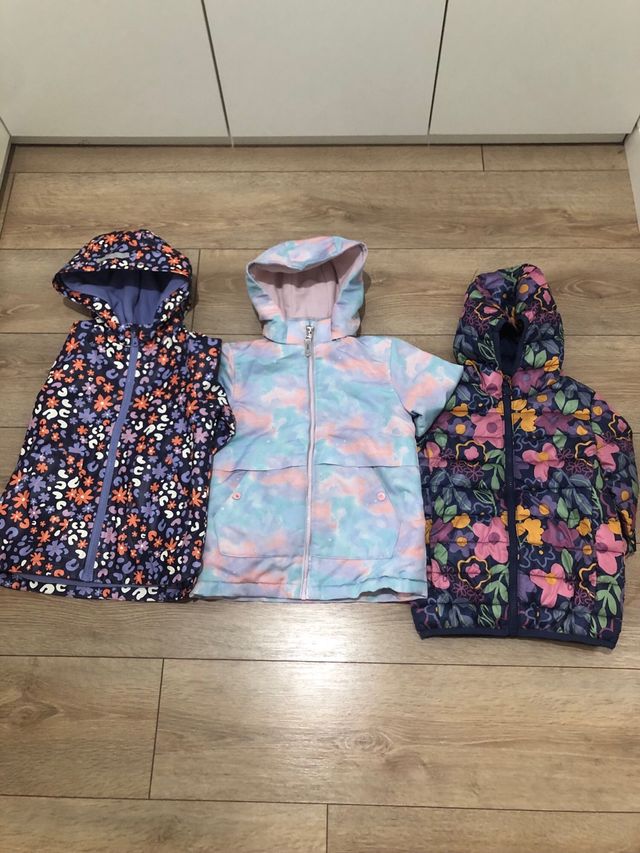 Abrigos niña 5-6 años (3 unidades)
