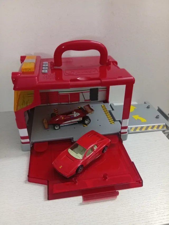 Garage Ferrari Bburago Race & Play