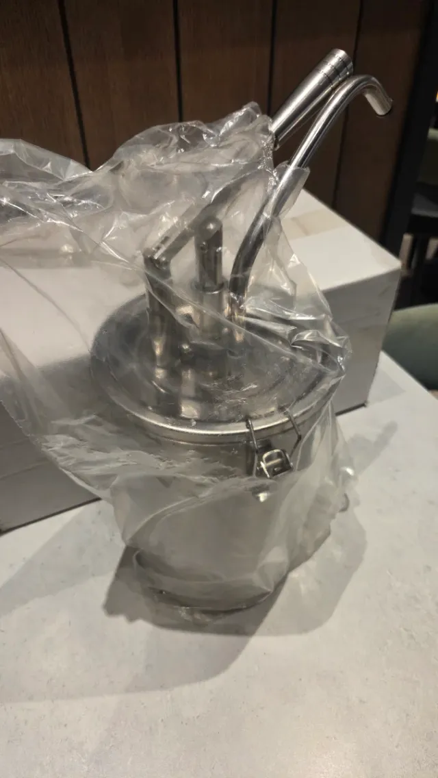 Dosificador de salsas de acero inoxidable