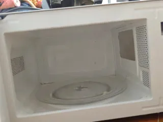 Microondas Taurus 700W