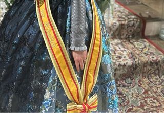 Falda fallera azul y negra sin delantal