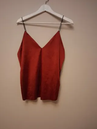 Top tirantes burdeos