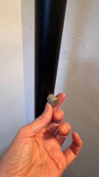 Lámpara de pie con regulador de luz.