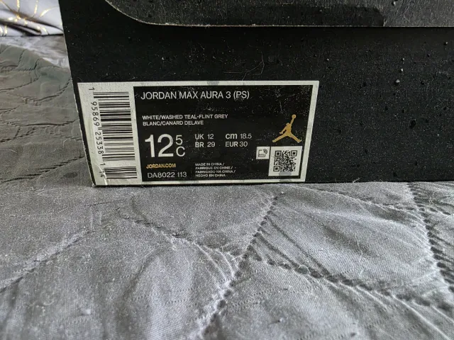 Zapatillas Jordan niño talla 23