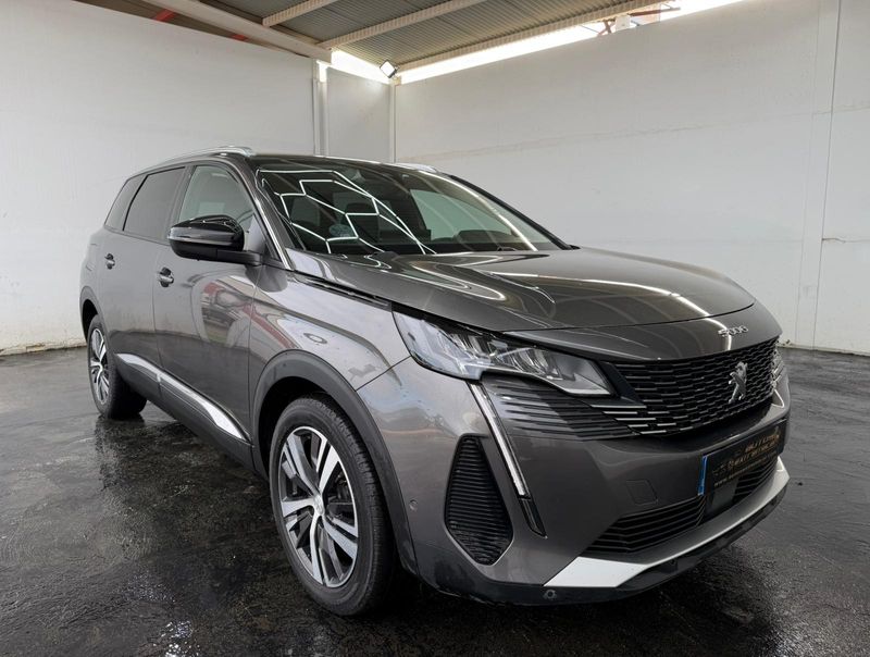 Peugeot 5008 2022, foto 18