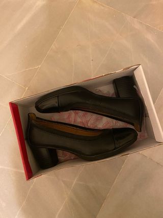 Tacón bajo perfecto para trabajar por su comodidad