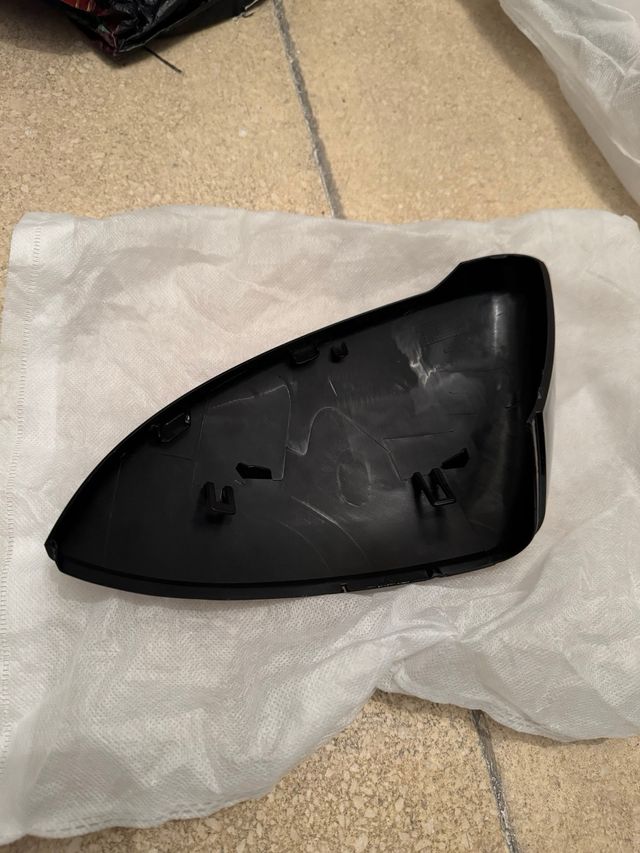 Carcasa Retrovisor Derecho Golf 7 Negra
