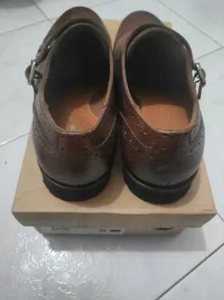 Zapatos de vestir marrones para hombre