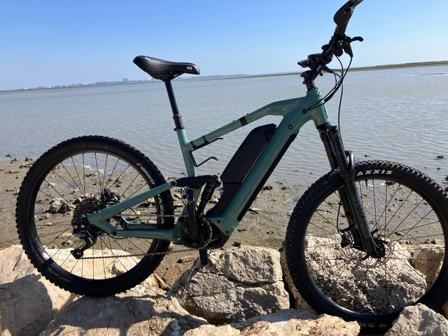 Bicicleta Eléctrica Moustache Samedi Weekend 2