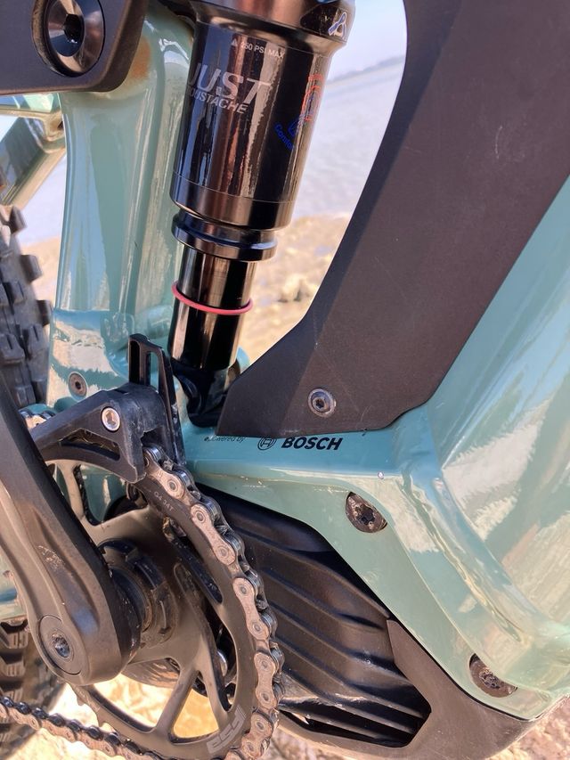 Bicicleta Eléctrica Moustache Samedi Weekend 2