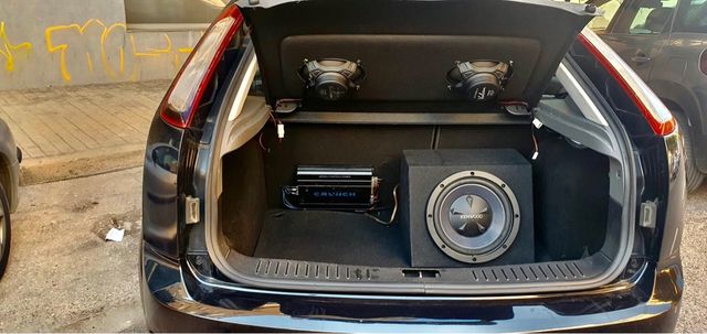 Ford Focus 3 puertas TURBO DIESEL