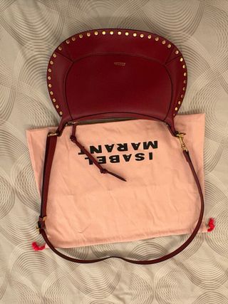 Bolso Isabel Marant Rojo con Tachuelas Doradas