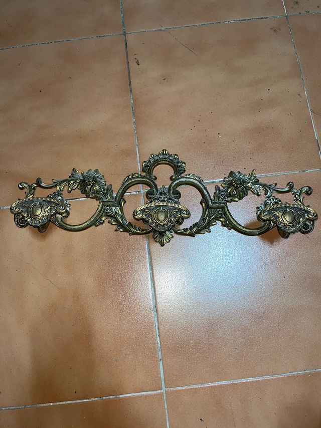 Perchero de Bronce Estilo Antiguo