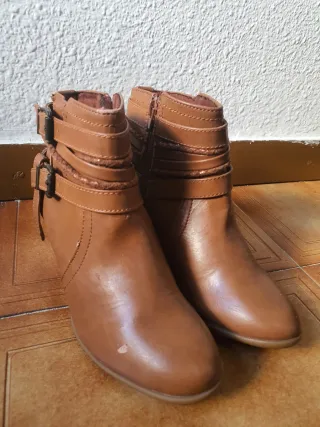 Botas marron