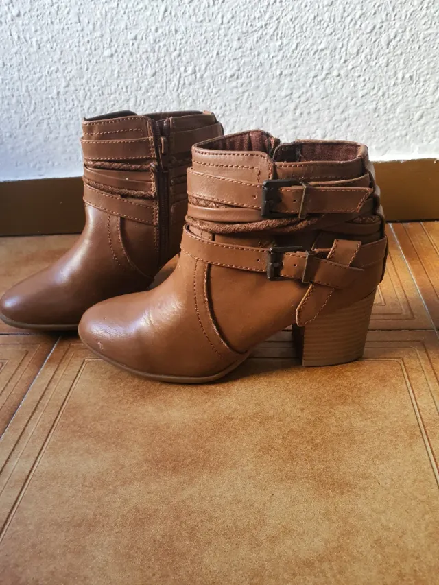 Botas marron