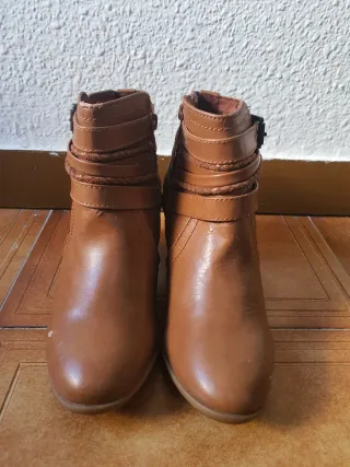 Botas marron
