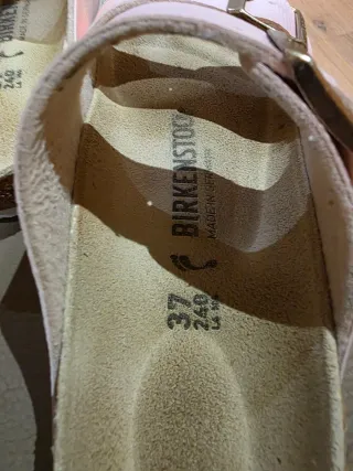 Birkenstock sandalias rosas y doradas