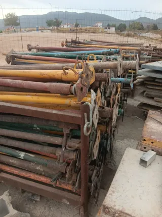 Puntales de obra 3 y 4 metros