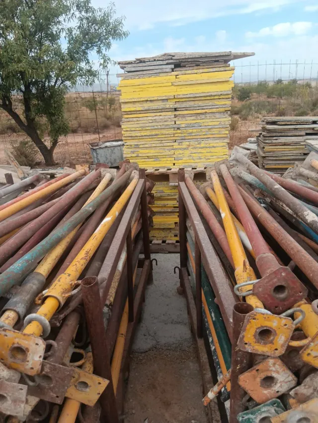 Puntales de obra 3 y 4 metros