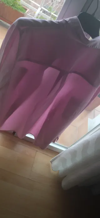 Blusa Massimo Dutti.