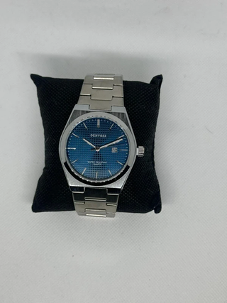 Reloj de estilo Suizo