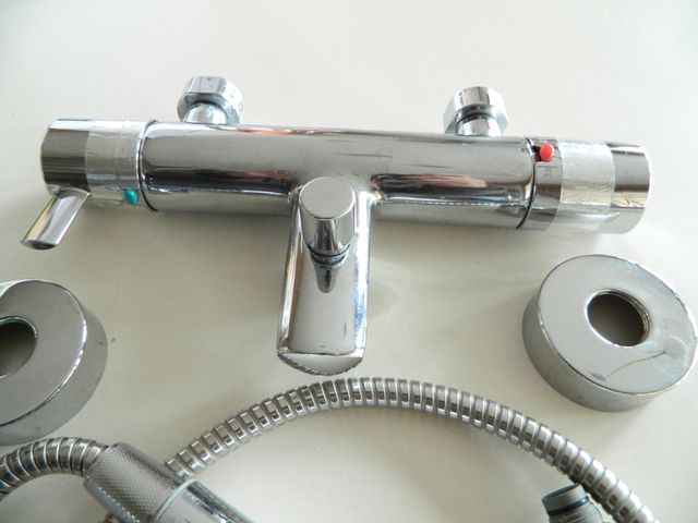 Grifo termostático bañera y ducha